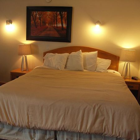 Rainbow Inn Huntsville Extérieur photo