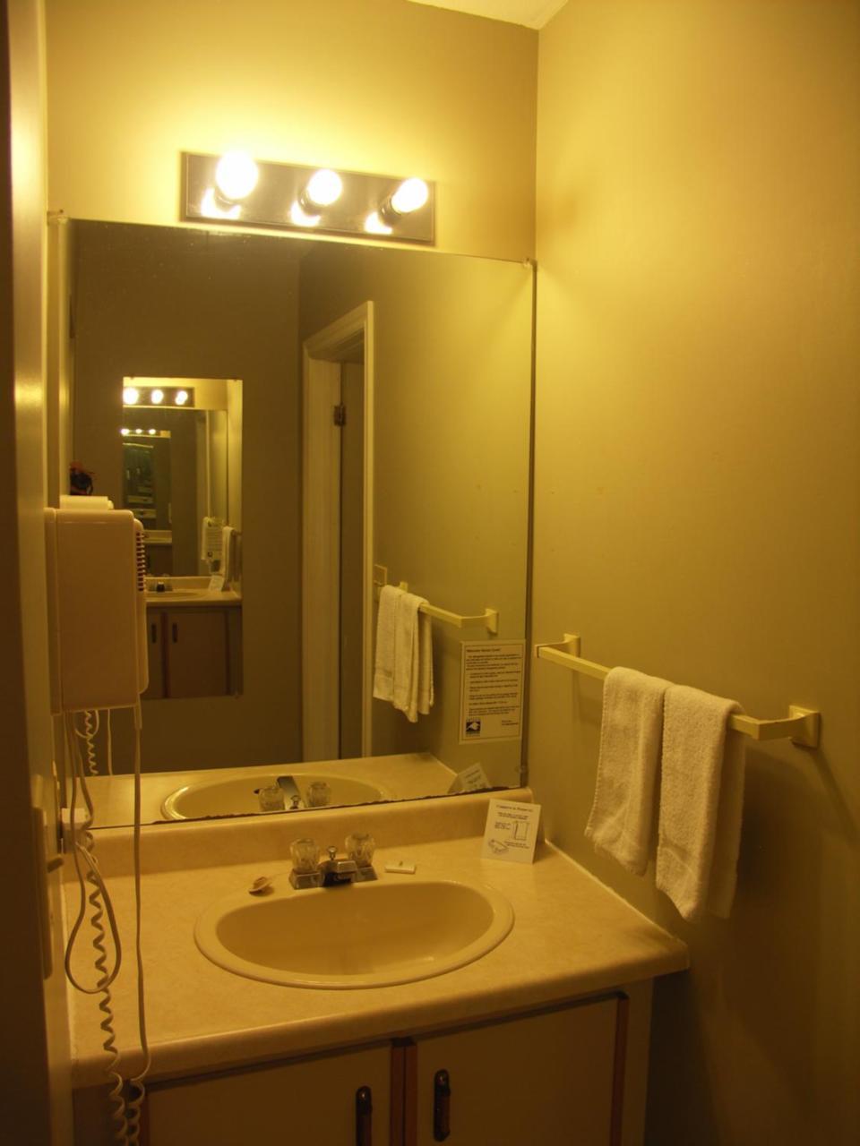 Rainbow Inn Huntsville Extérieur photo